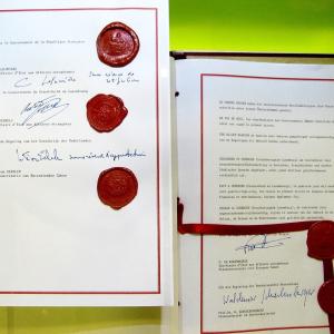 Acte authentique de l'Accord de Schengen avec sceau des Etats signataires