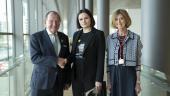 Le Président de la Chambre des Députés Fernand Etgen (à gauche) et la députée luxembourgeoise Lydia Mutsch (à droite) ont rencontré entre la cheffe de l’opposition du Bélarus Svetlana Tsikhanouskaïa.
