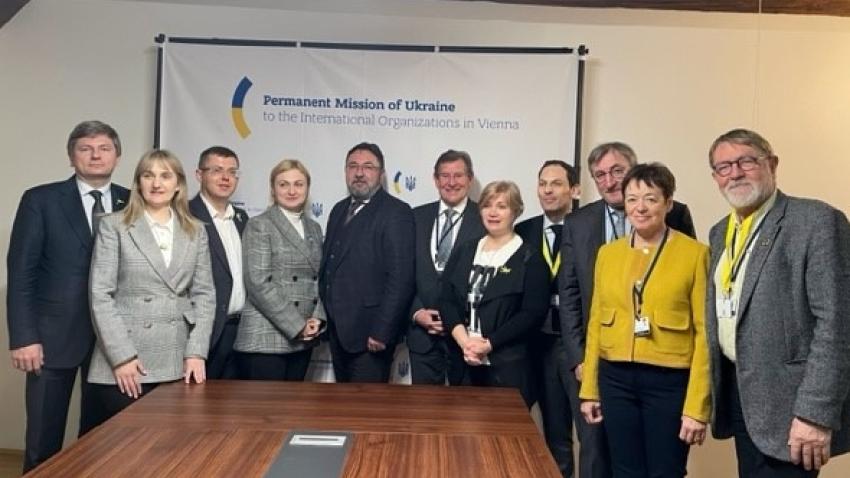 Entrevue de la délégation luxembourgeoise avec une délégation ukrainienne en marge de la session d'hiver de l'Assemblée parlementaire de l'OSCE à Vienne.