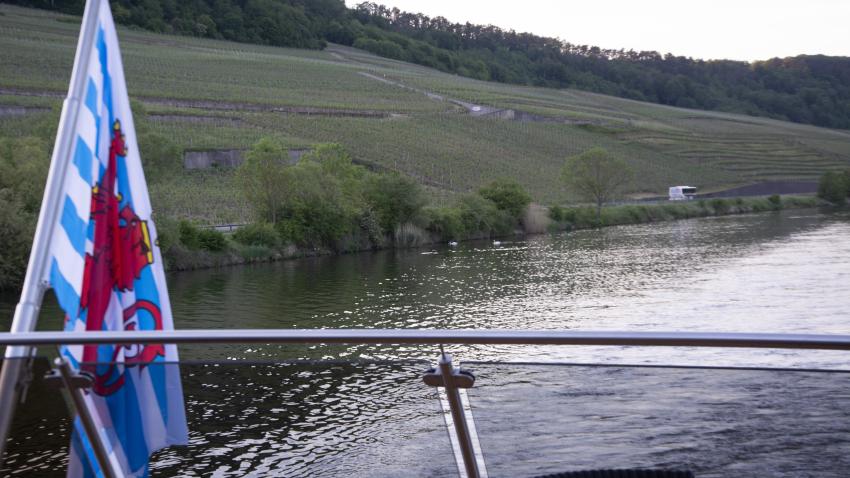 À partir du 1er juillet 2025, la navigation de la Moselle devrait être gratuite pour les navires et les bateaux de tourisme.