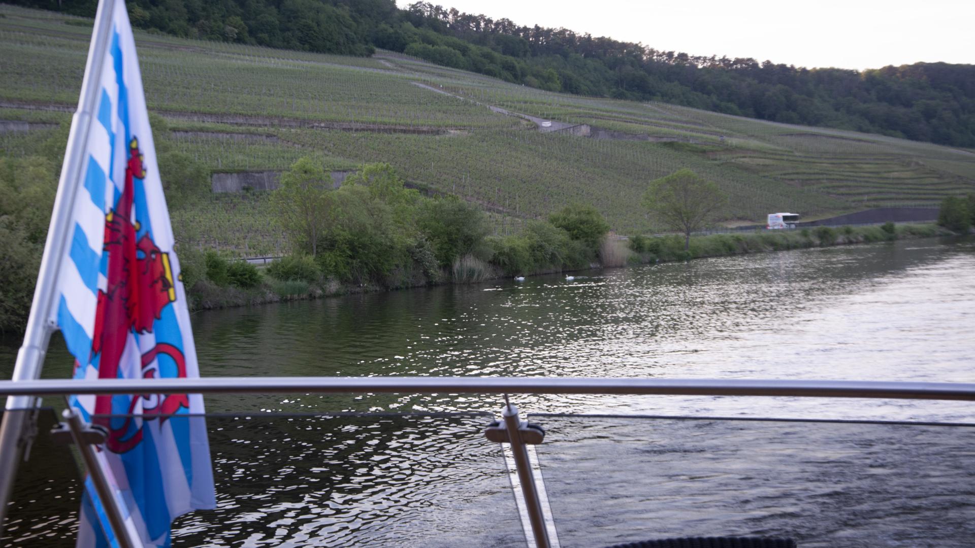 À partir du 1er juillet 2025, la navigation de la Moselle devrait être gratuite pour les navires et les bateaux de tourisme.