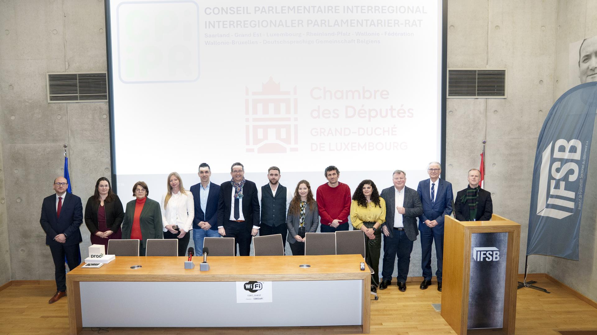 Membres et experts de la Commission 4 du CPI